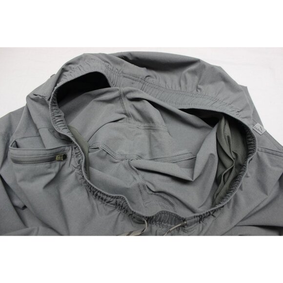 L.L. Bean men's gray elastic waist standard fit tapered leg multisport joggers L - Picture 4 of 14